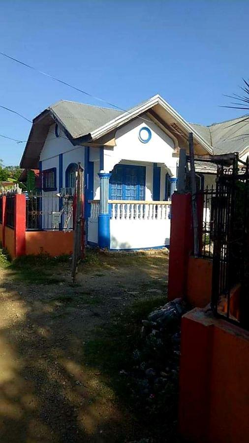 Traditional Filipino Transient House And Huts Near 100 Islands Wharf Alaminos Exterior photo