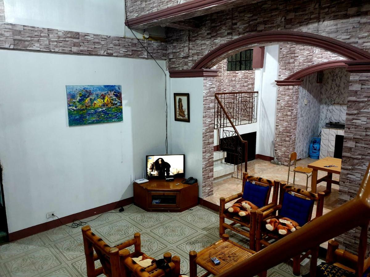 Traditional Filipino Transient House And Huts Near 100 Islands Wharf Alaminos Exterior photo